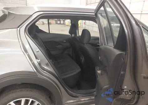 2024 Nissan Kicks Sv Xtronic Cvt z USA, uszkodzony, nr VIN 3N1CP5CV9RL527034